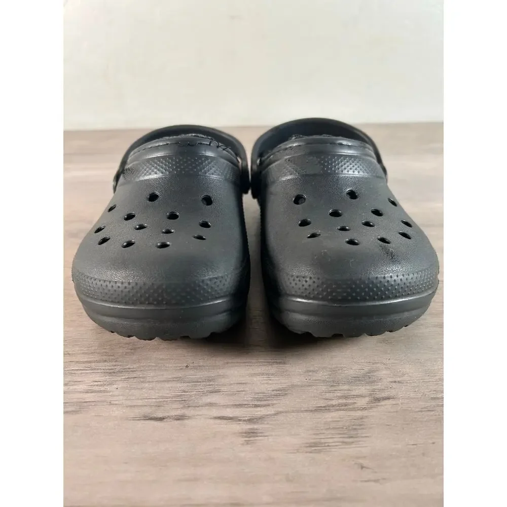 Crocs Classic Black Fuzzy Clogs Child Size 11 C11-‎ NWOT